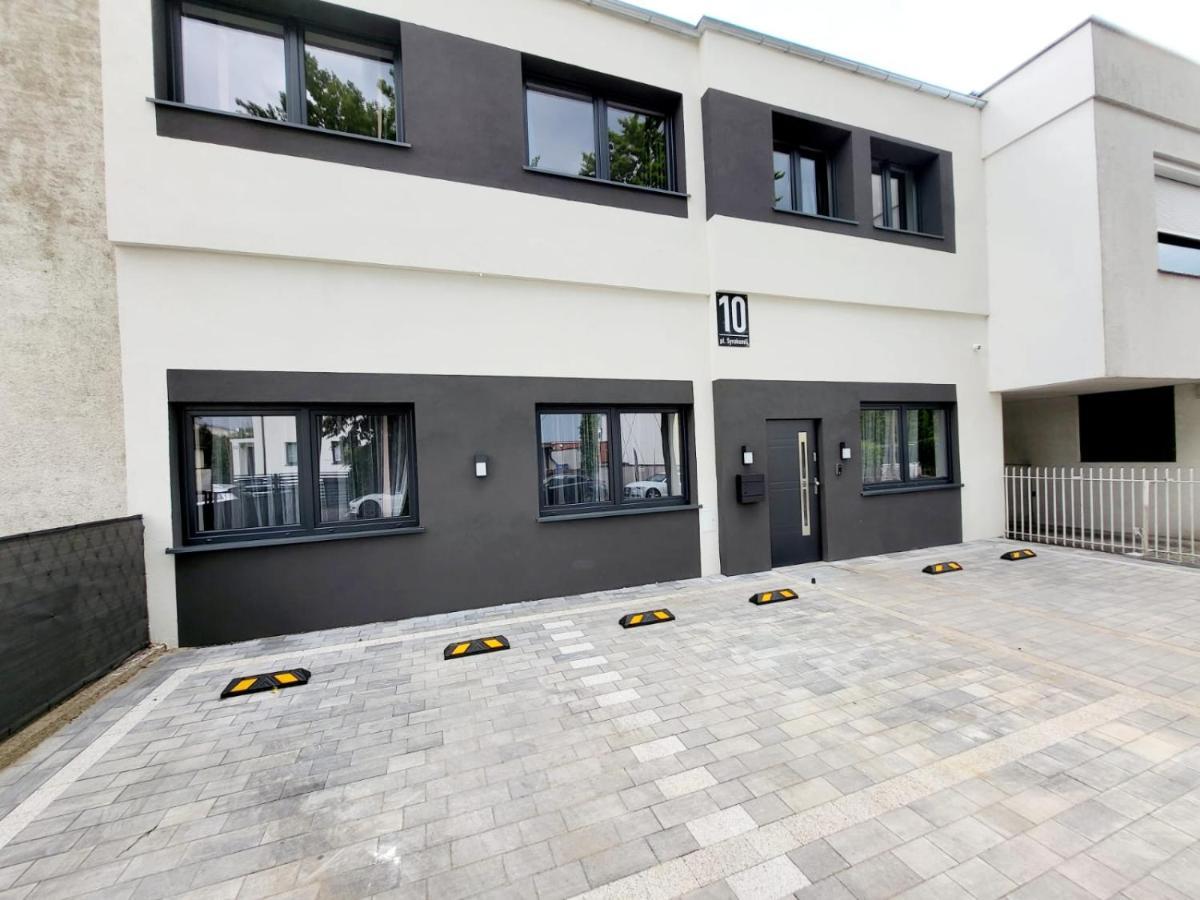 Mini Apartamenty بوزنان المظهر الخارجي الصورة