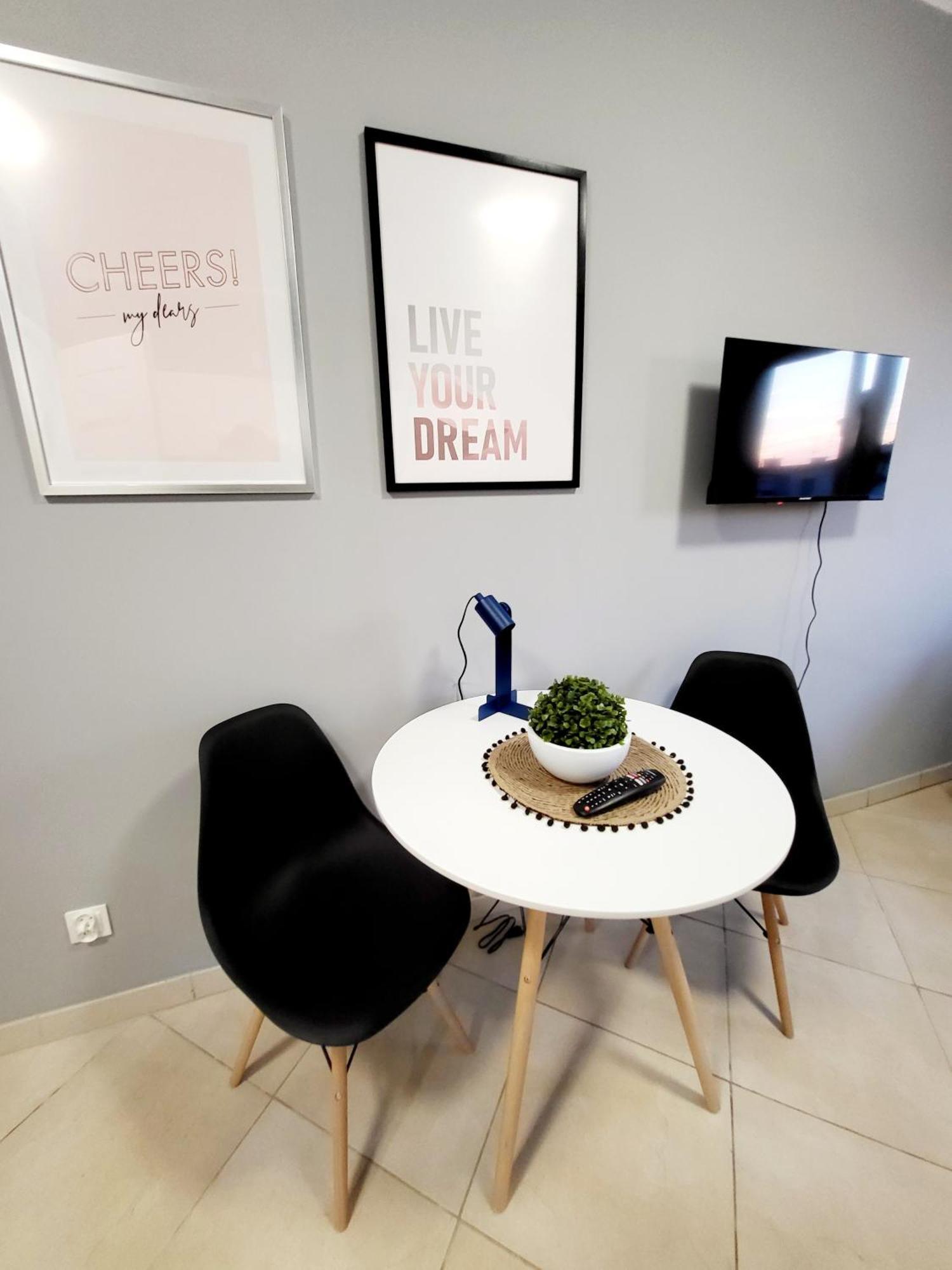 Mini Apartamenty بوزنان المظهر الخارجي الصورة